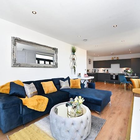 Spacious Designer 2Br Executive Apt, Near Beach & Marina, Central Location 램즈게이트 외부 사진