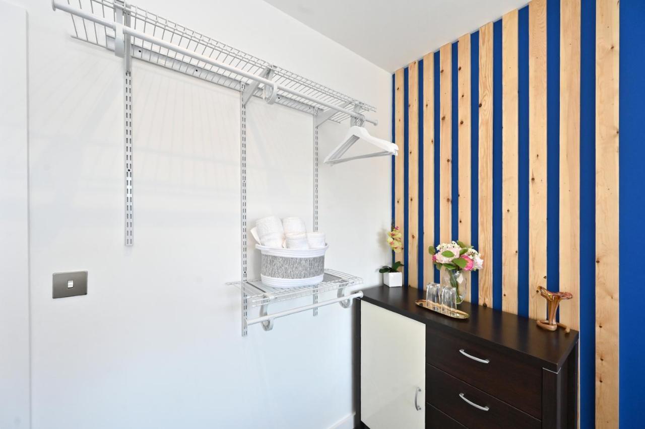 Spacious Designer 2Br Executive Apt, Near Beach & Marina, Central Location 램즈게이트 외부 사진