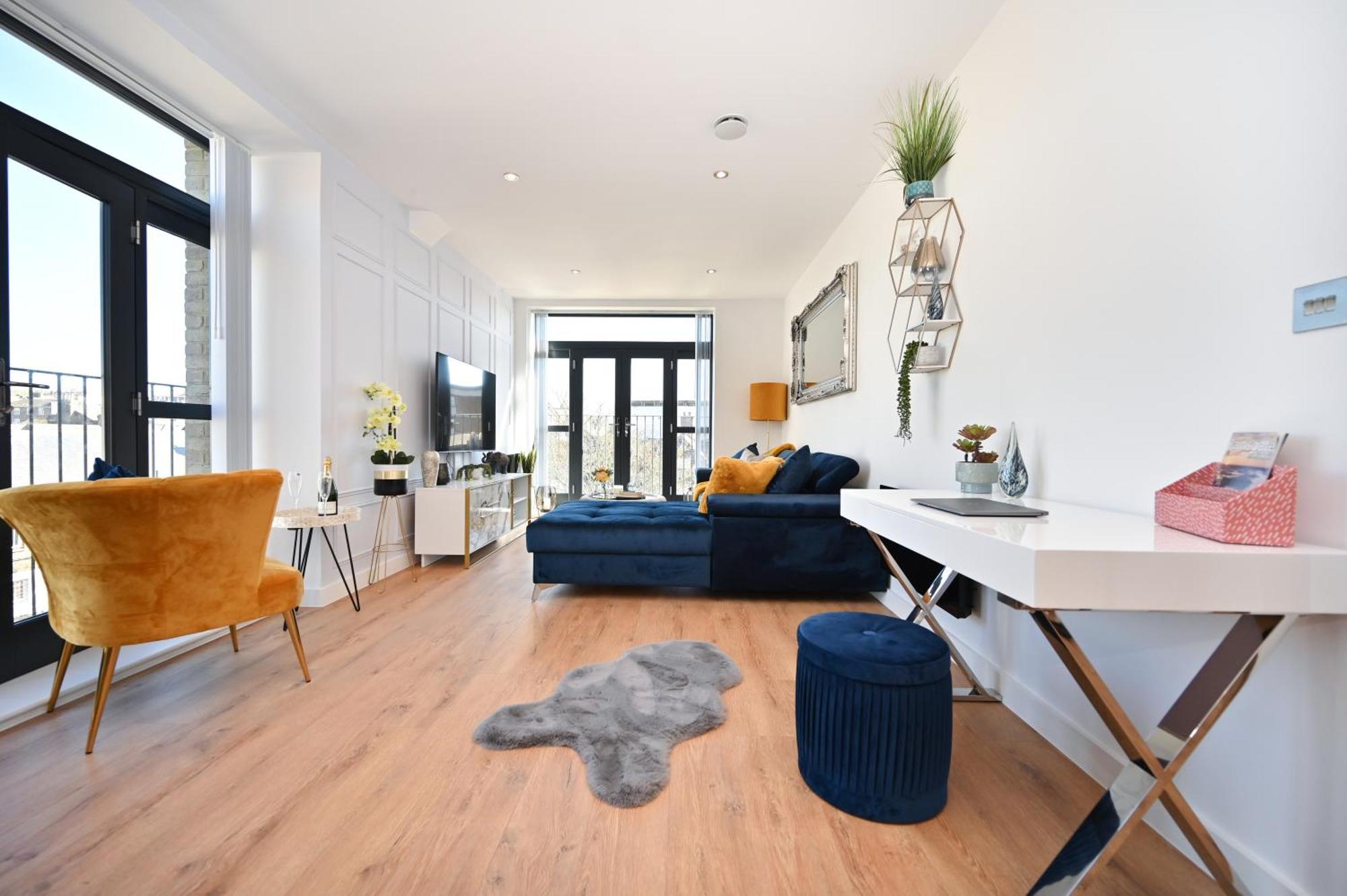 Spacious Designer 2Br Executive Apt, Near Beach & Marina, Central Location 램즈게이트 외부 사진