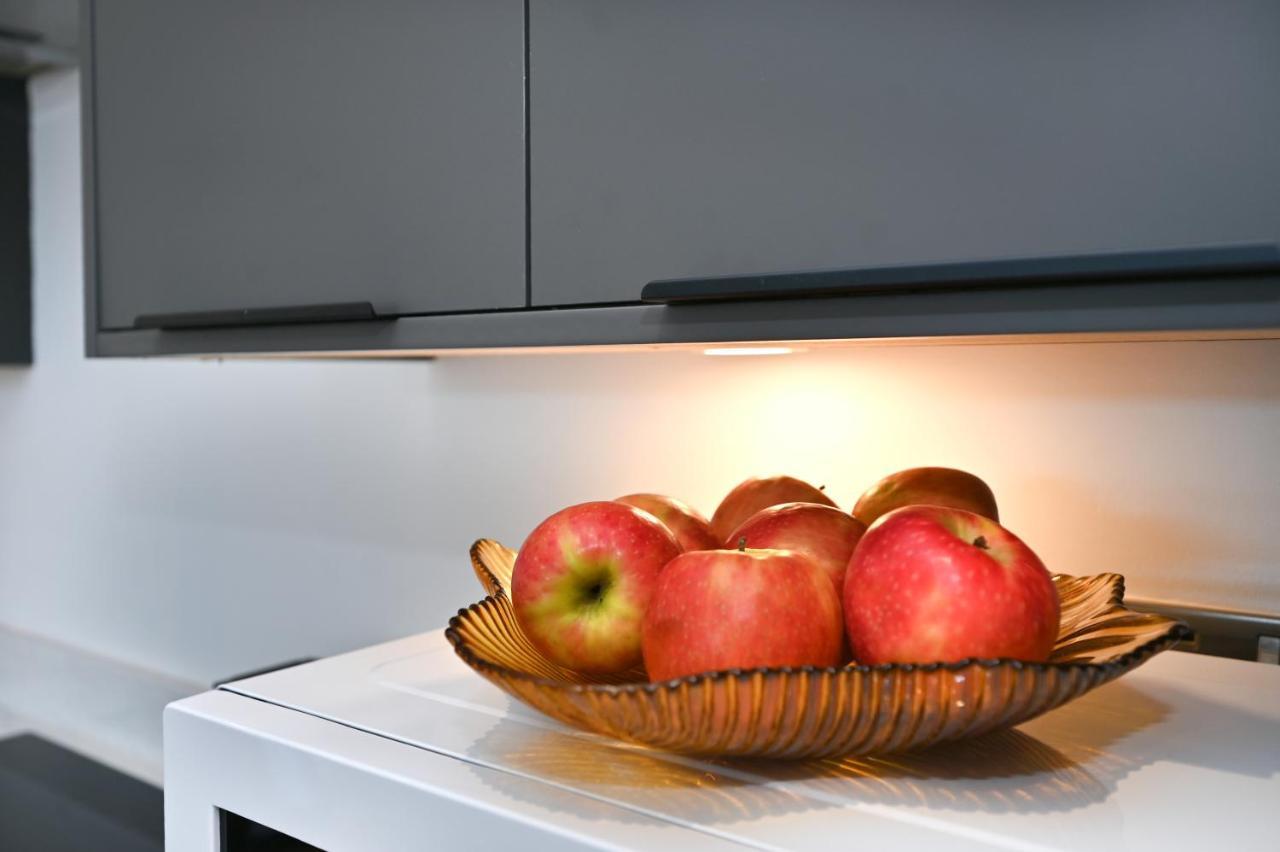 Spacious Designer 2Br Executive Apt, Near Beach & Marina, Central Location 램즈게이트 외부 사진